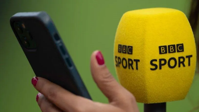 Chris Sutton's Predictions vs The Coral & Artificial Intelligence